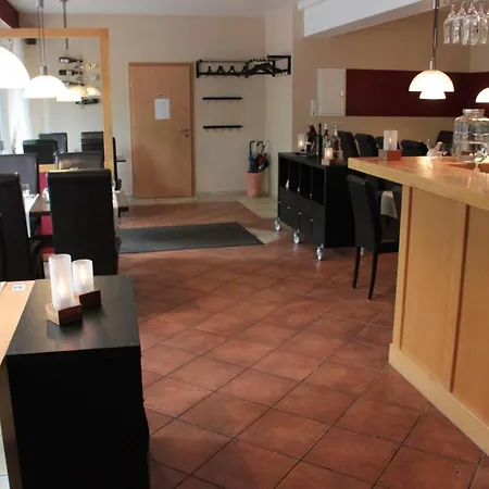 Restaurant Fischbeck's ゲストハウス Großenkneten